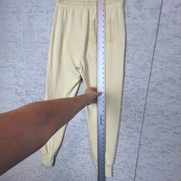 Aerie Womens Sweatpants Size XS Drawstring Pale Yellow Loungewear Boho Joggers - Picture 9 of 16